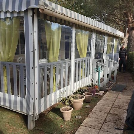 Mobil Home Tout Equipe 3 Chambres Gastes 외부 사진